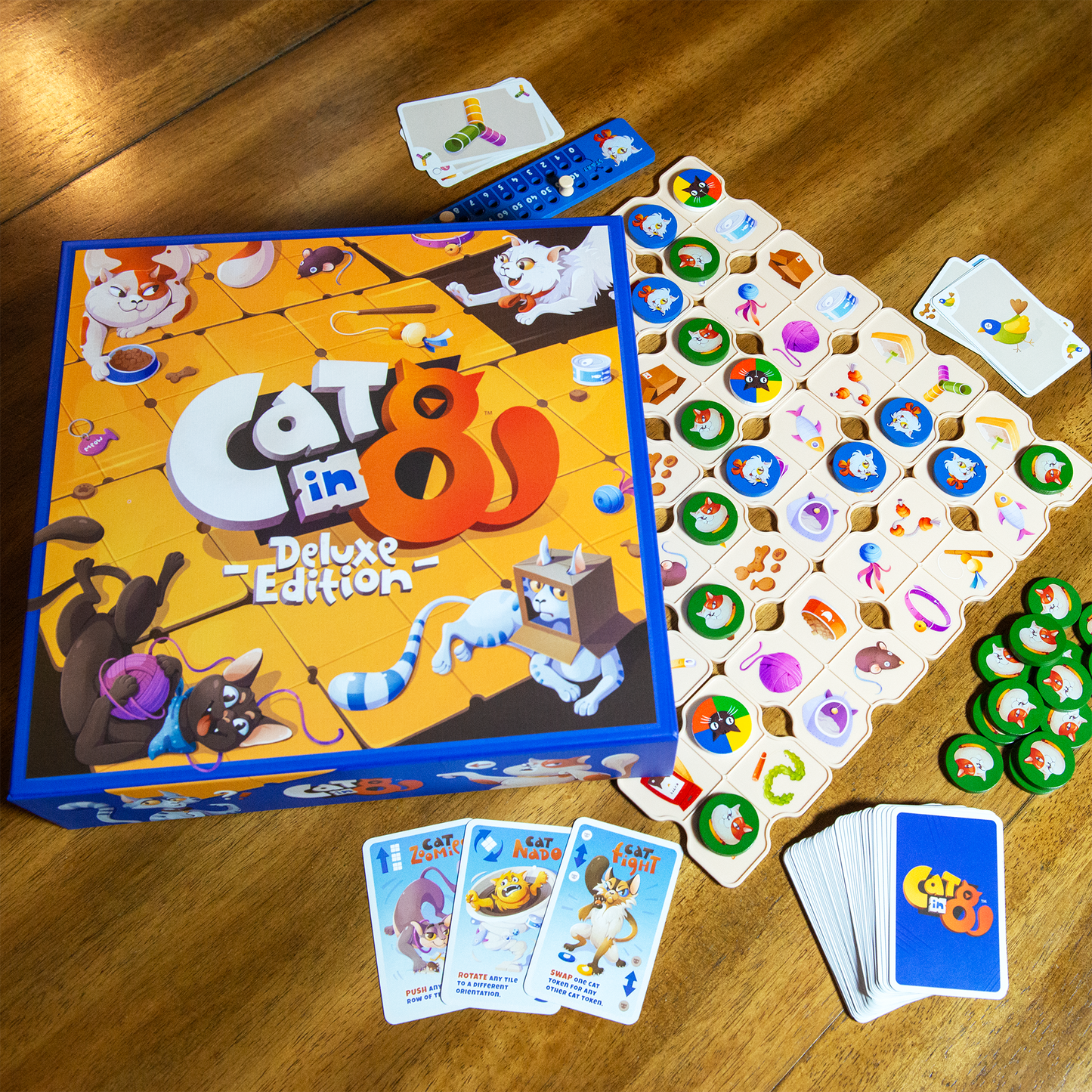 Cat in 8 Deluxe Edition